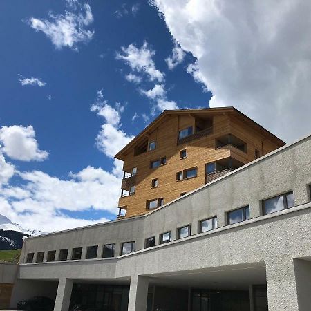 Catrina Hostel Дизентис Экстерьер фото